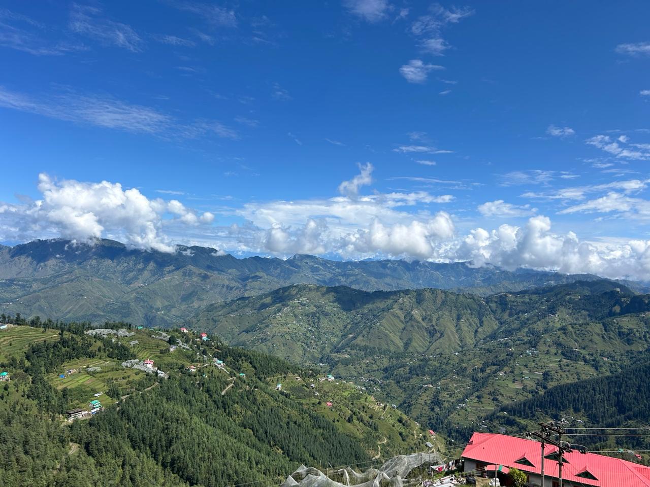 Sunrise light across the Himalayan ridges